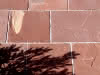 Sandstein Bodenplatte Dark Red 40x40x2,5-4 cm, OF gespalten
