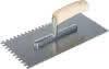 Glättekelle Stahl Holzgriff gez. 8x8 mm 280x130 mm